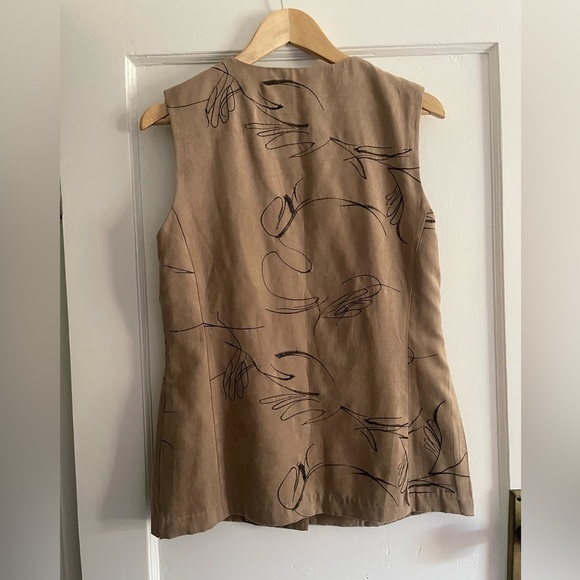 Vintage Taupe vest with black stitching - Picture 3 of 12